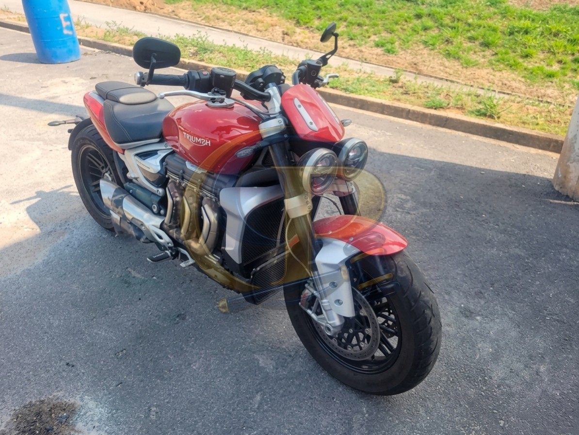 TRIUMPH ROCKET 3 21/21